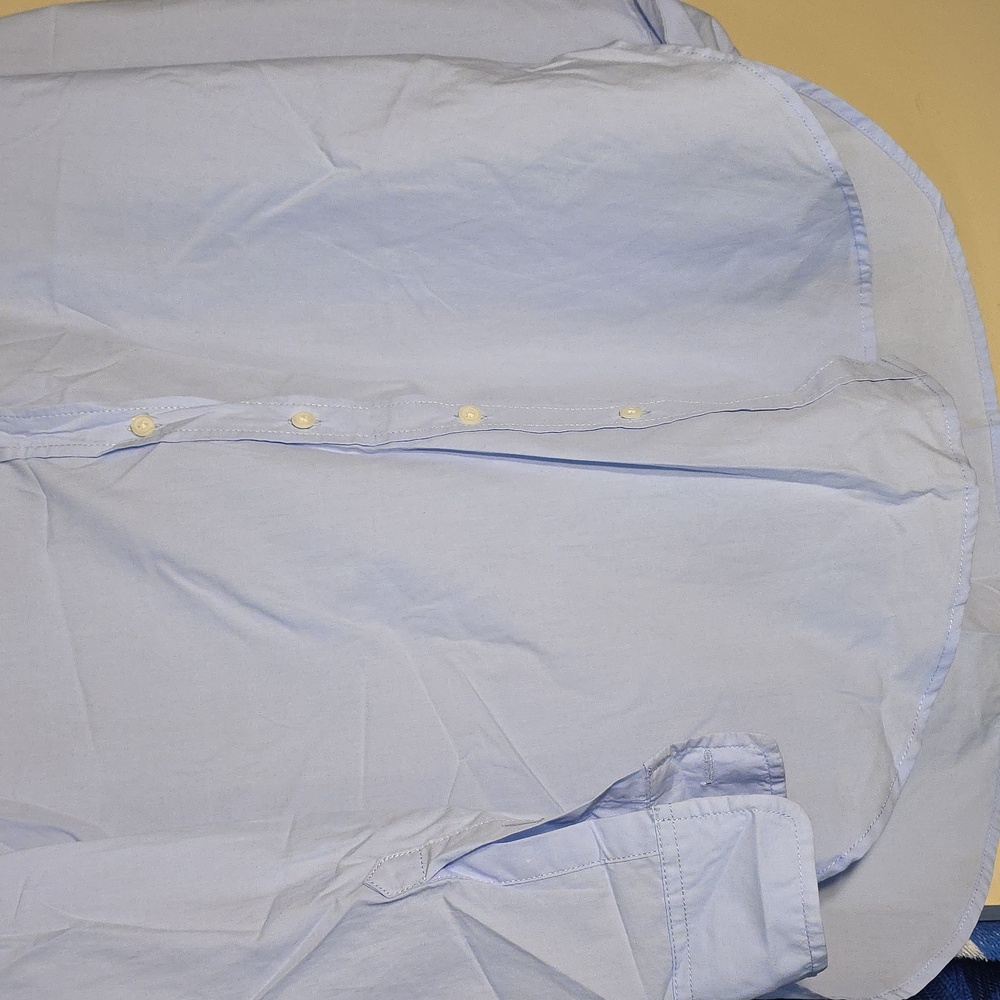 Universal Thread Button Down Flawed - image 4